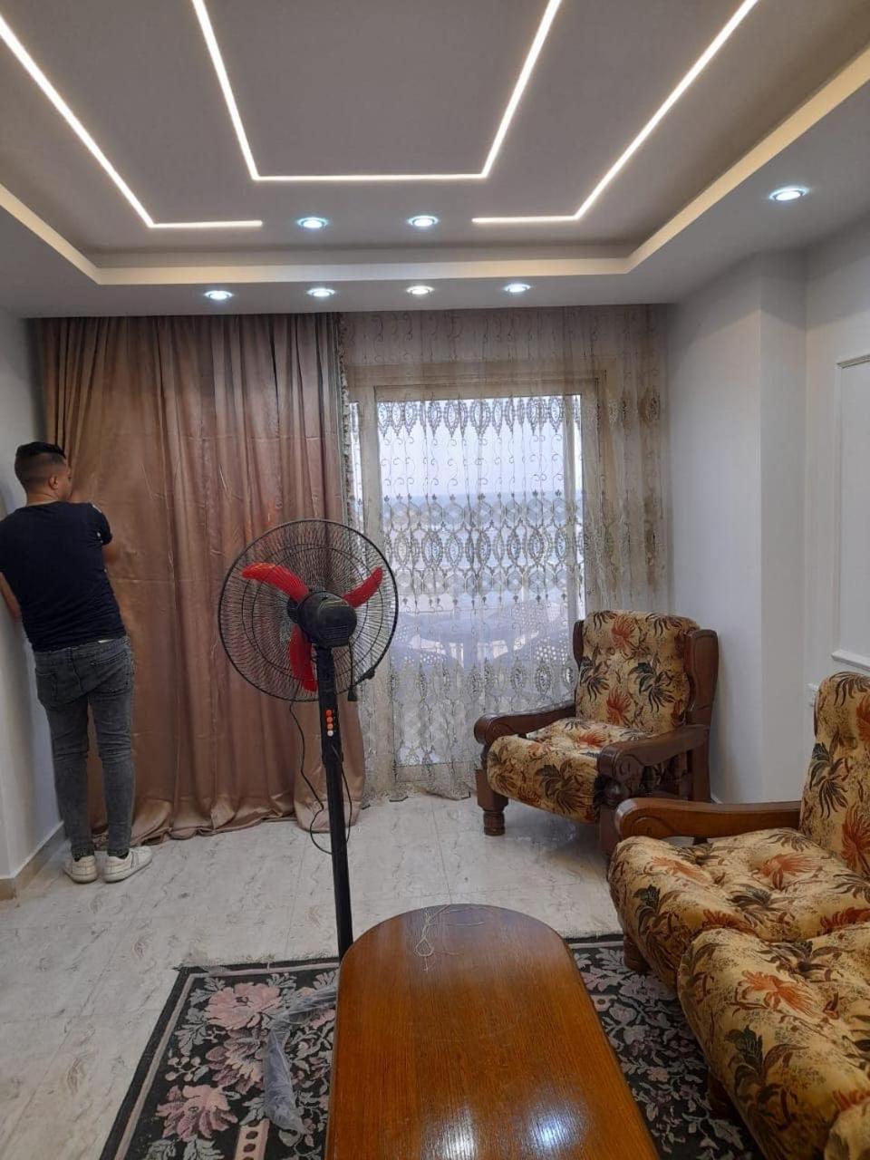 Sea View Apartment *